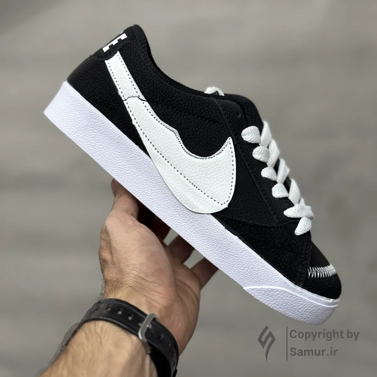 گالری تصاویر کتونی نایک بلیزر جامبو مشکی سفید ساق کوتاه